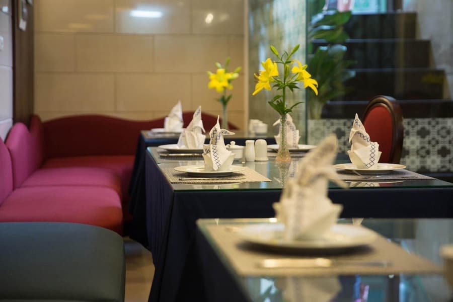 Silk Flower Hotel & Spa
