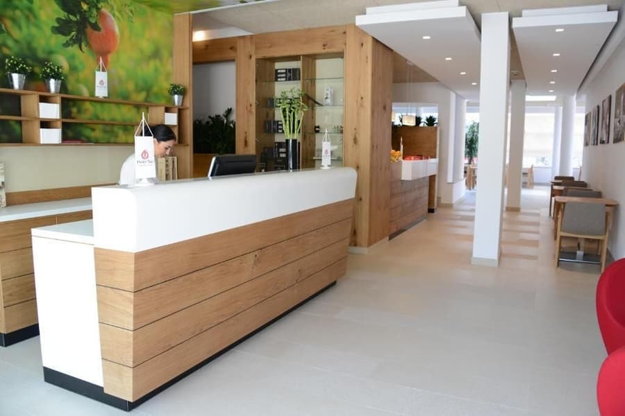 Nar Hotel