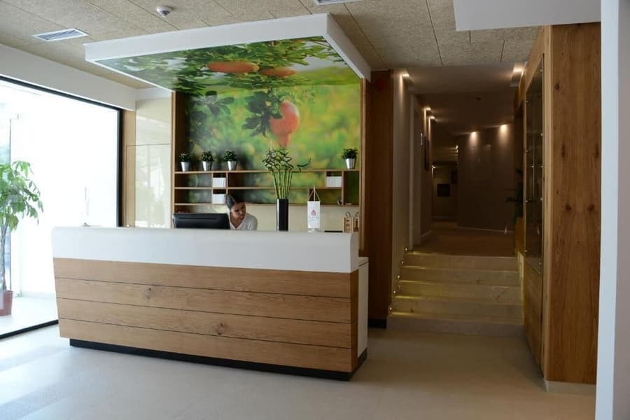 Nar Hotel