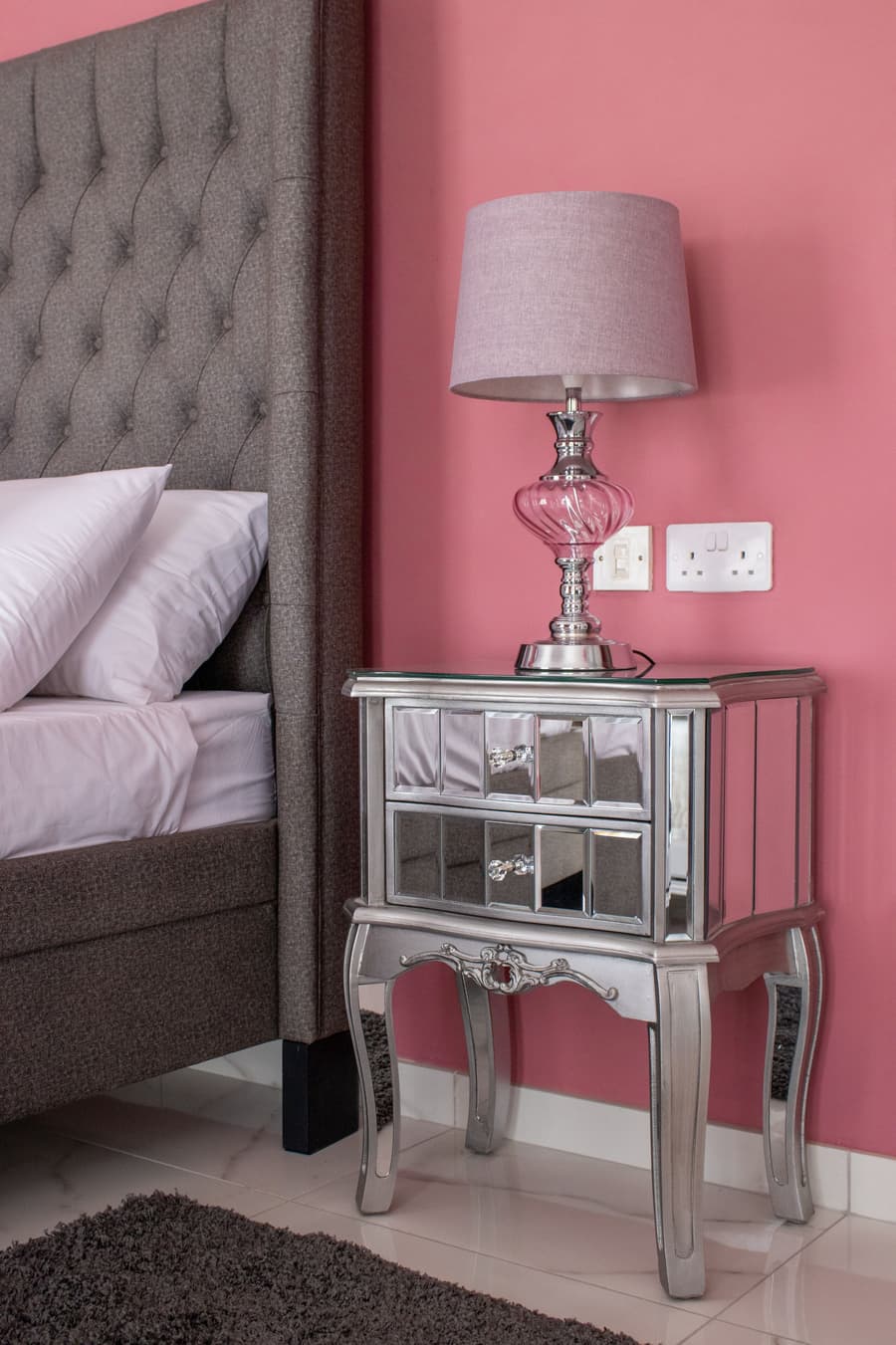 100 Boutique Living