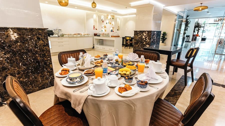Alwalid Hotel