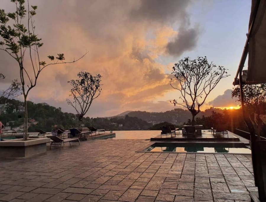 Thilanka Hotel