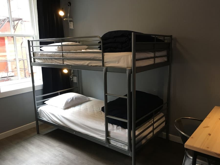 Apple Hostels