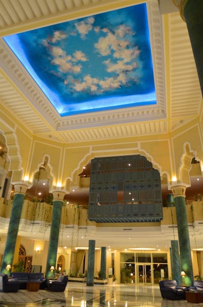 Royal Garden Palace (Families and Couples)