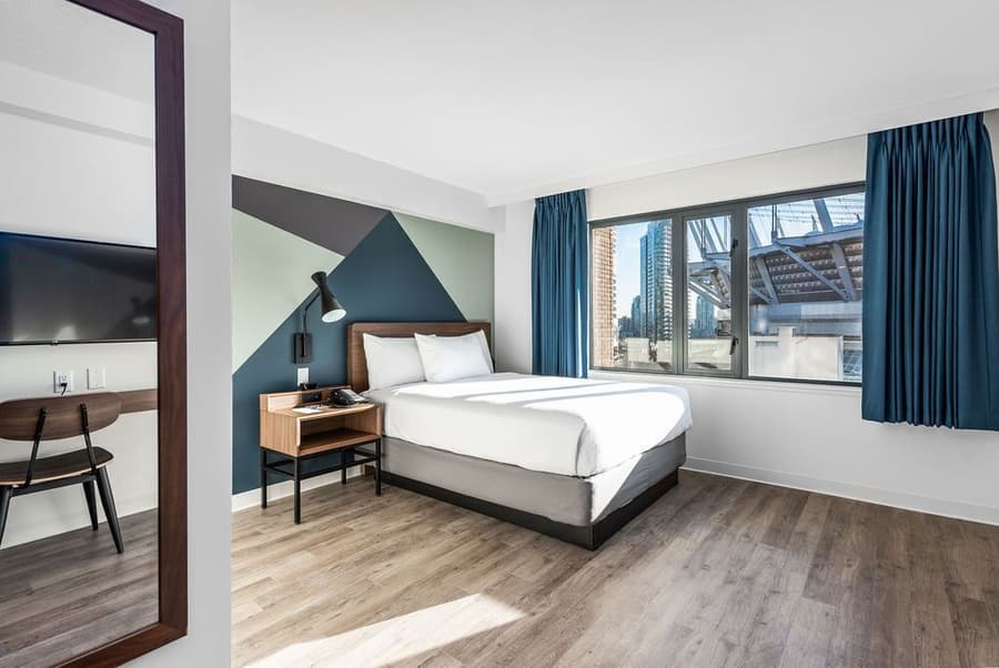 Hotel Willo (formerly YWCA Hotel Vancouver)