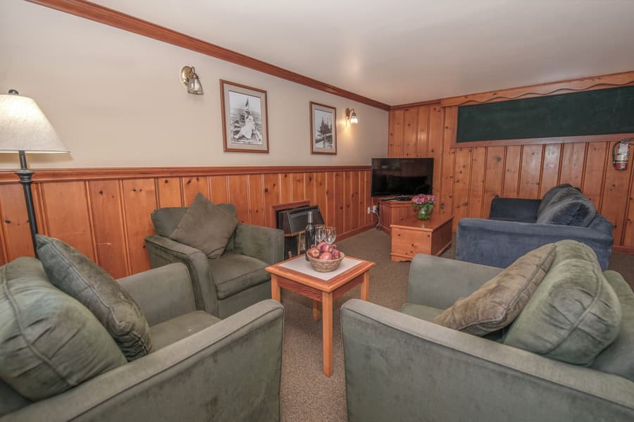 Painter's Lodge
