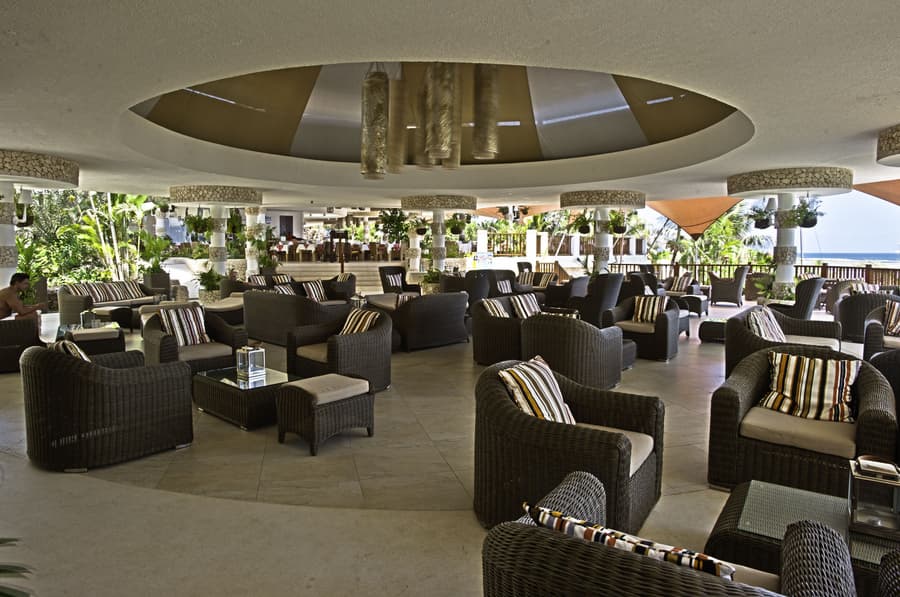 Leopard Beach Resort & Spa