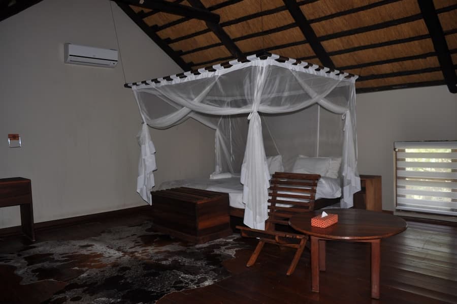 Hakusembe River Lodge