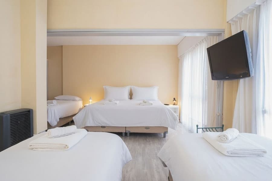 Hostal Rayentray