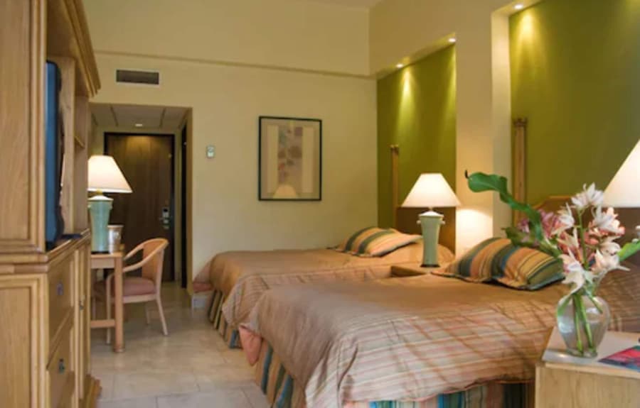 Karibe Hotel