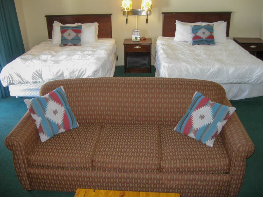 Cedar Hill Lodge
