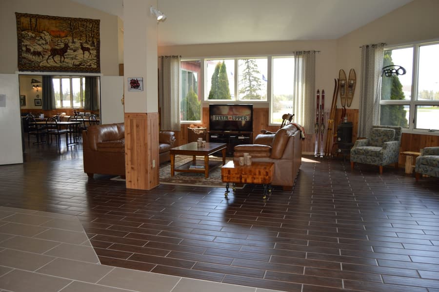 Cedar Hill Lodge