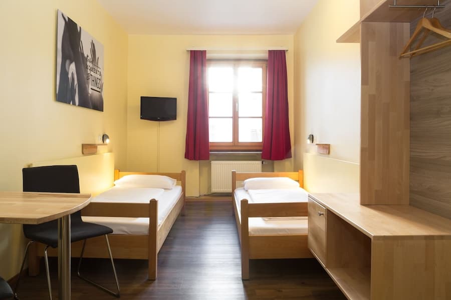 Euro Youth Hotel
