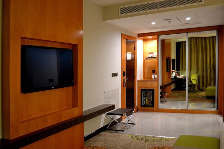 Holiday Inn Jeddah Gateway by IHG
