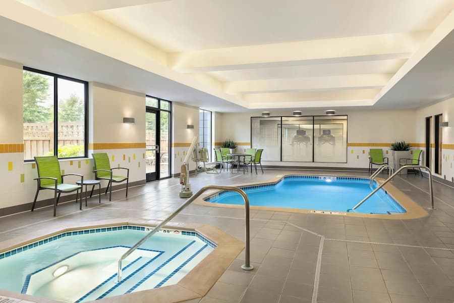 Fairfield Inn & Suites by Marriott St. Paul Northeast