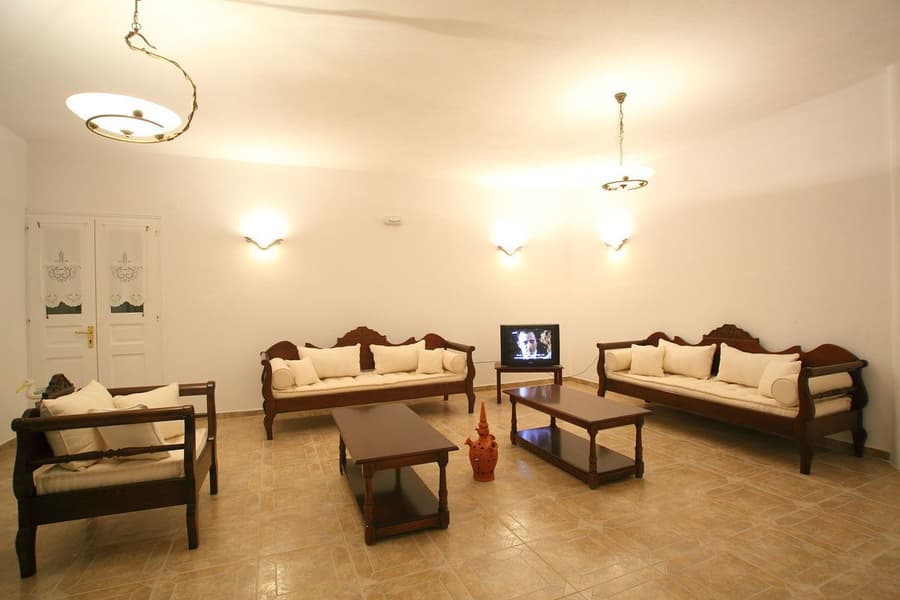 Paros Inn Seafront by GHH