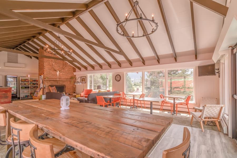 Discovery Lodge