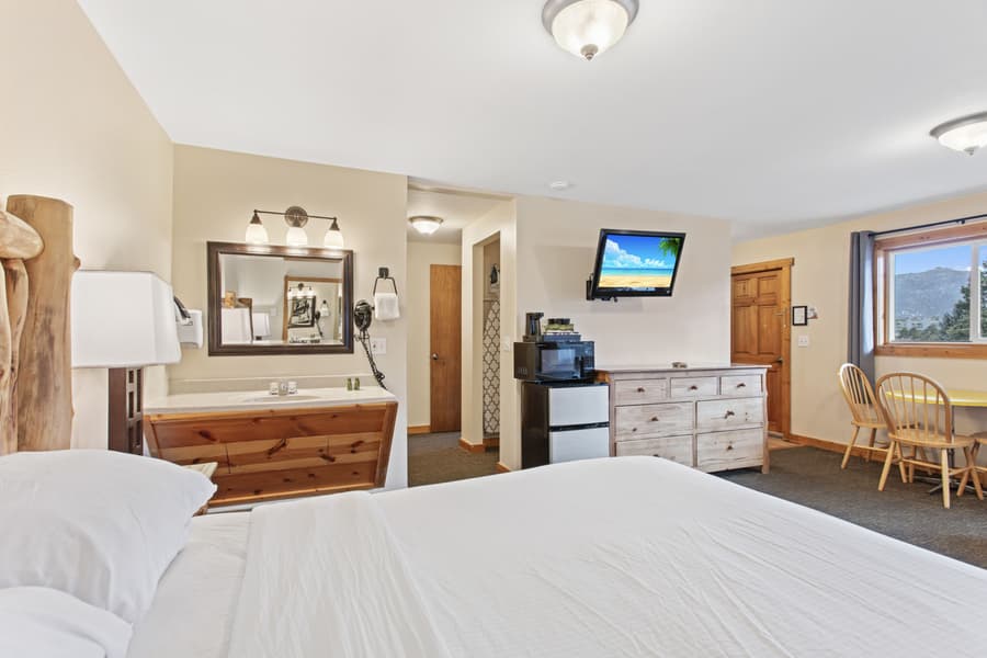 Discovery Lodge