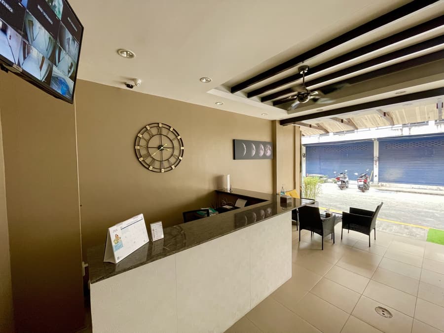 The Little Moon Residence