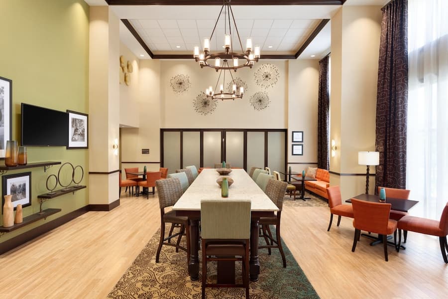 Hampton Inn & Suites Philadelphia Montgomeryville