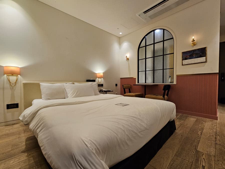 Le Mong Hotel
