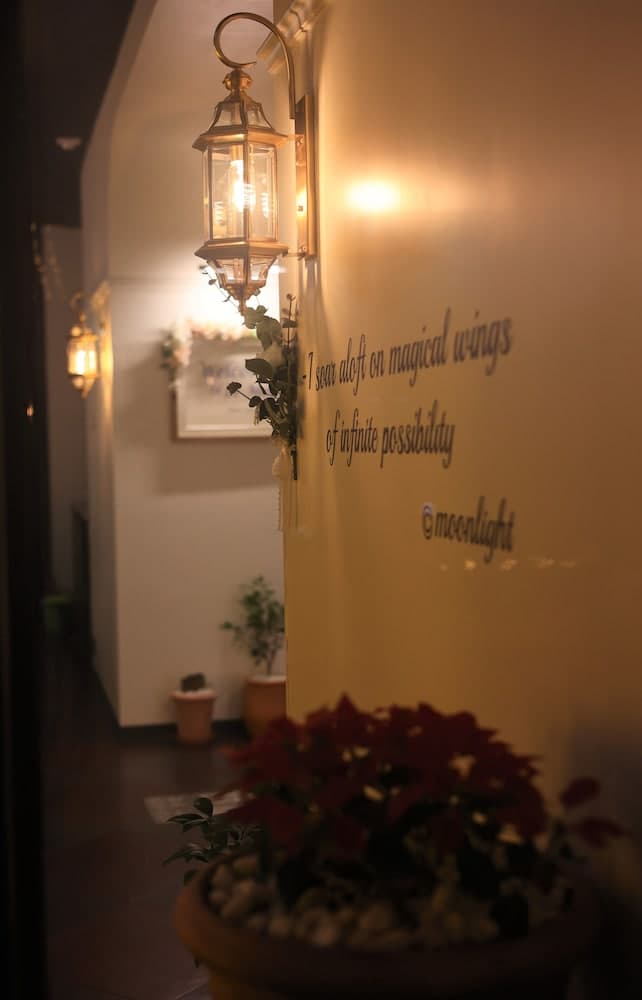 Le Mong Hotel