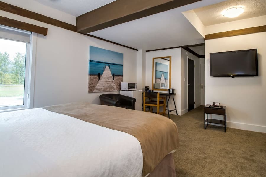 Stoke Hotel SureStay Collection by Best Western