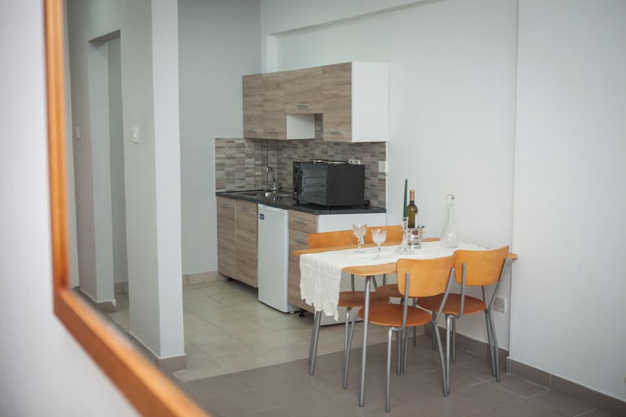 Alecos Hotel Apartments