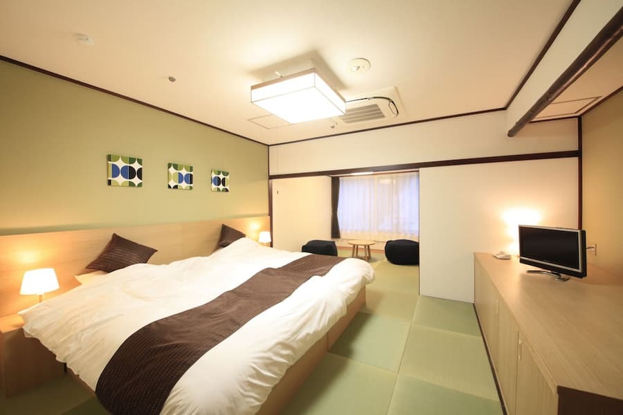 Hakone Pax Yoshino
