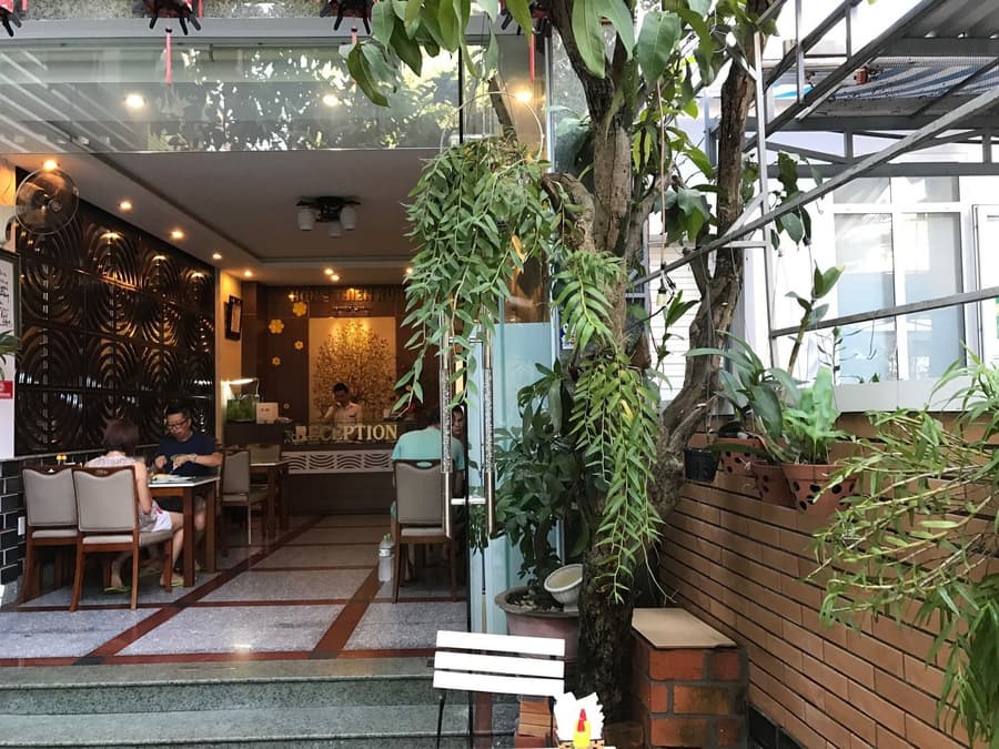Ruby Hotel