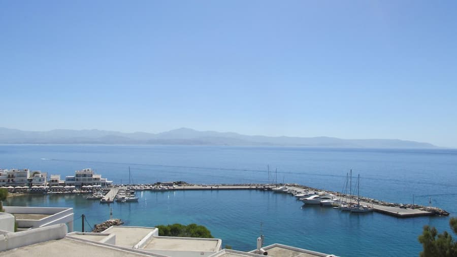 Arkas Inn
