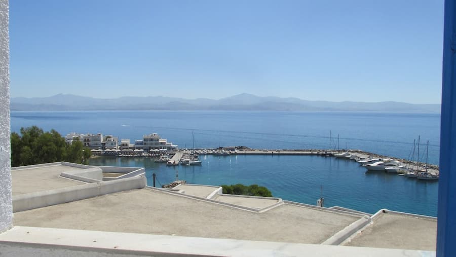 Arkas Inn