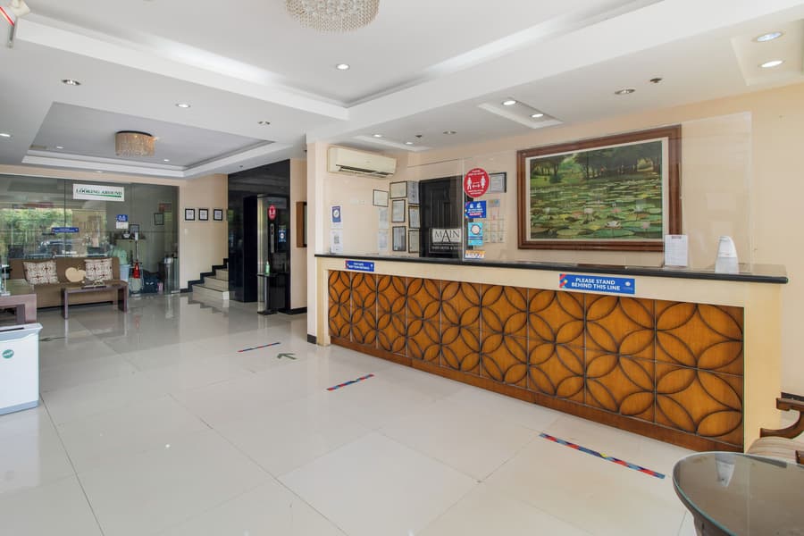 Main Hotel and Suites Cebu