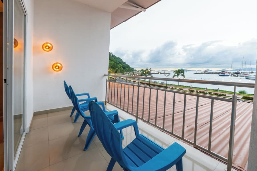 MARINN Tropical Vibes Hotel