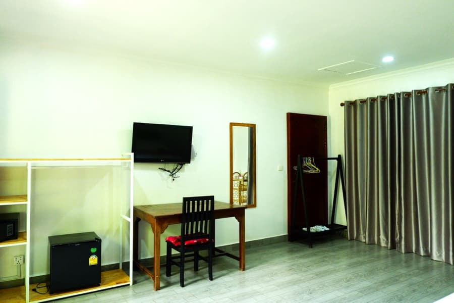Nary Villa