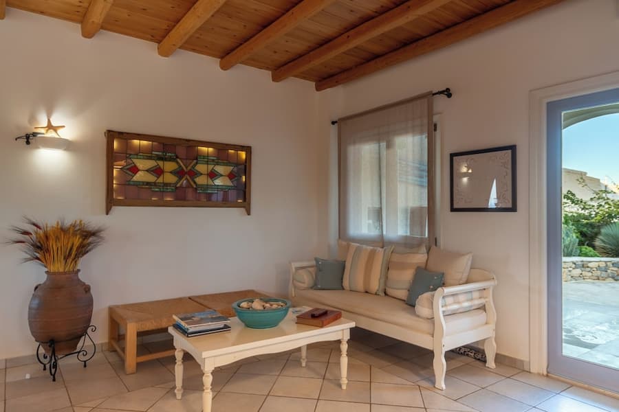 Aeolos Hotel