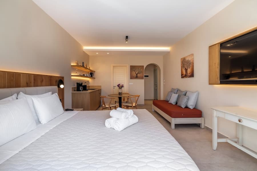 Aeolos Hotel