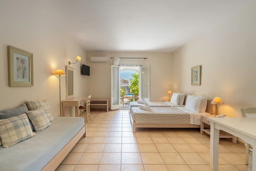 Aeolos Hotel
