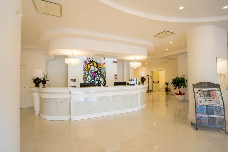 PM Hotel