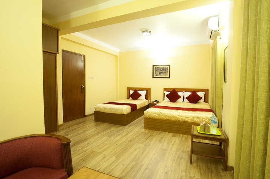 Royal Astoria Hotel