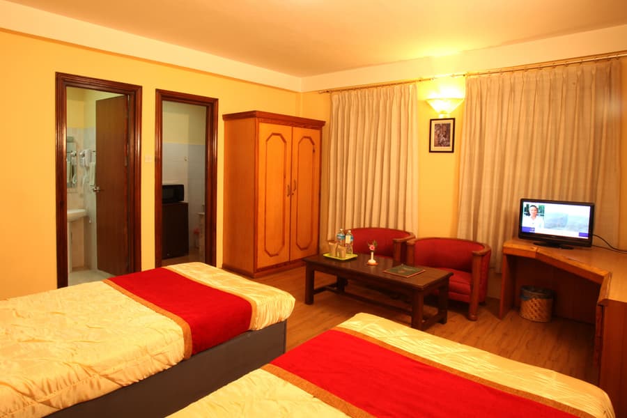 Royal Astoria Hotel