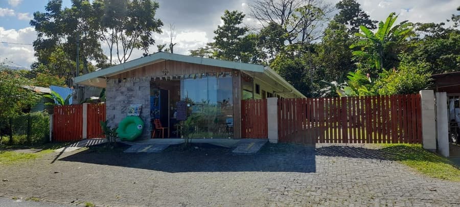 Le Petit Hotel