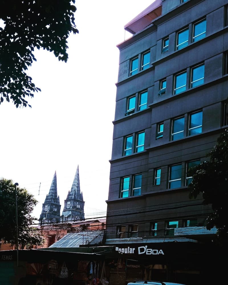 Central Palace Hotel