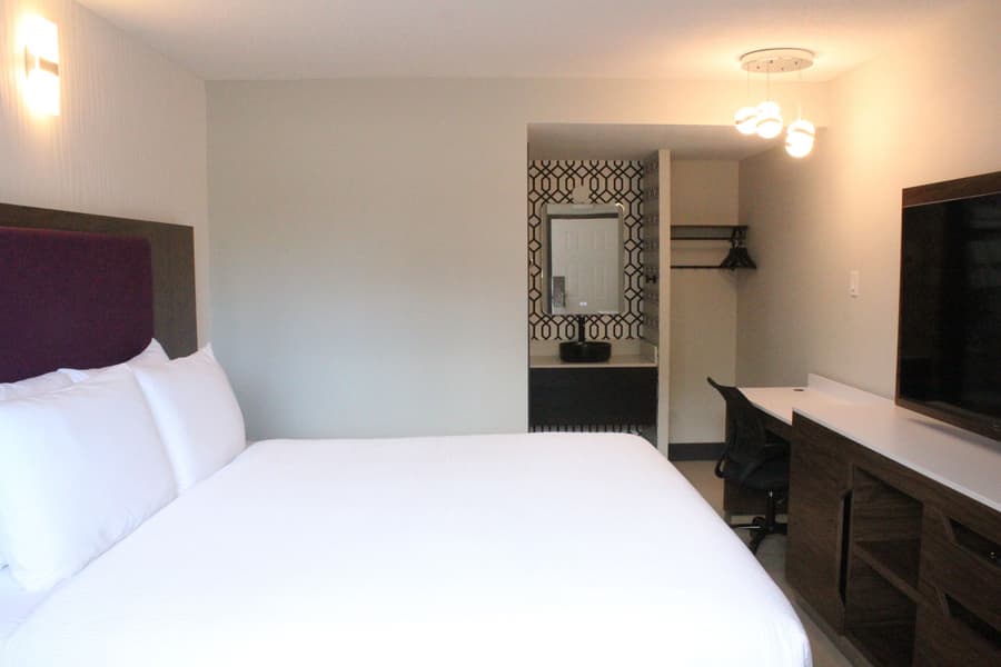 Coast Courtenay Hotel