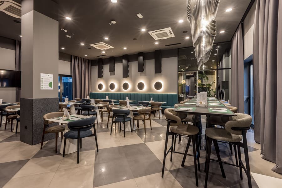 Cora Hotel