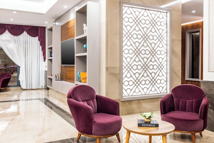 Carina Gold Hotel and Restaurant