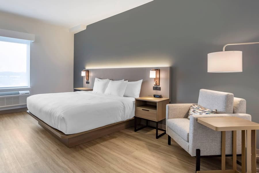 Four Points by Sheraton Newark Airport