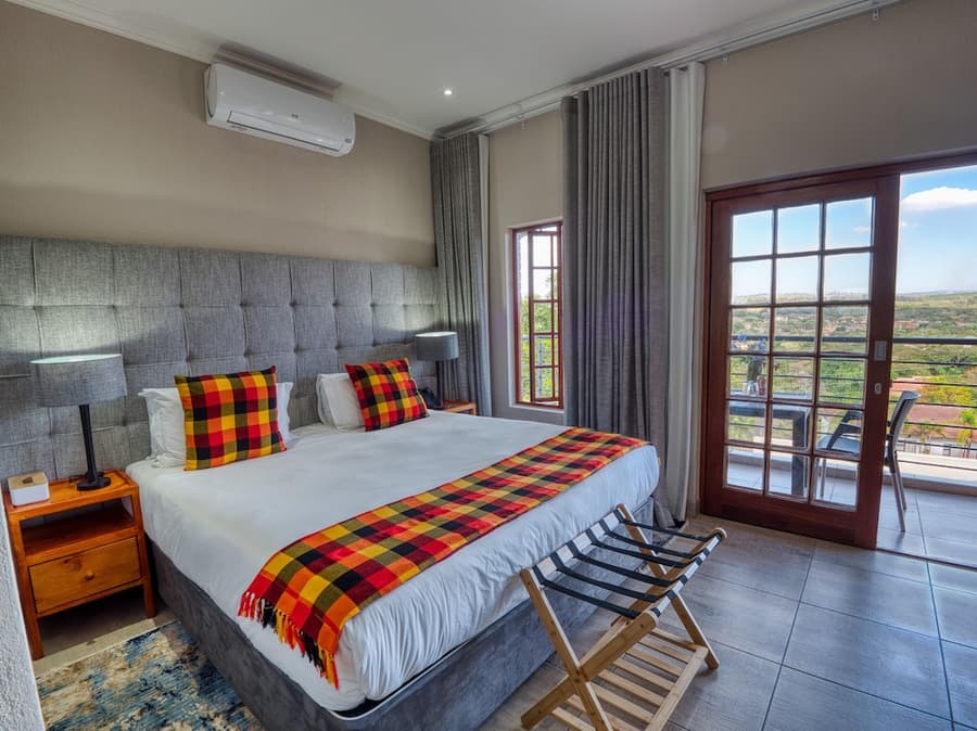 Tembo Guest Lodge