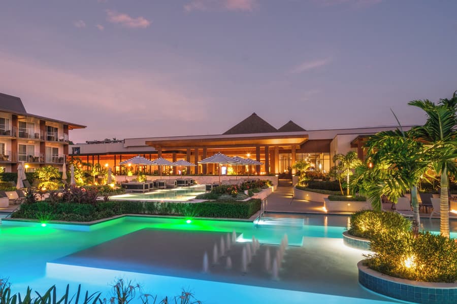 Crowne Plaza Fiji Nadi Bay Resort & Spa by IHG