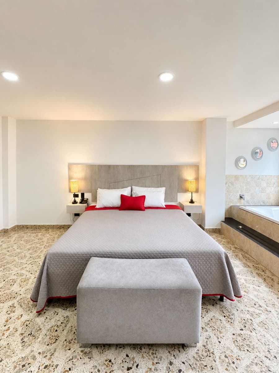 Hotel Ofix - Laureles